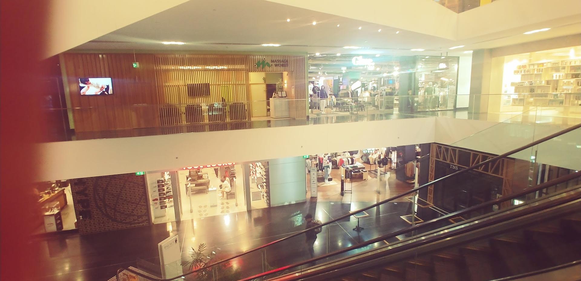 Central Park Mall
