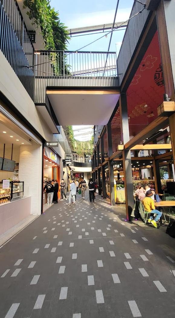 Rhodes Central