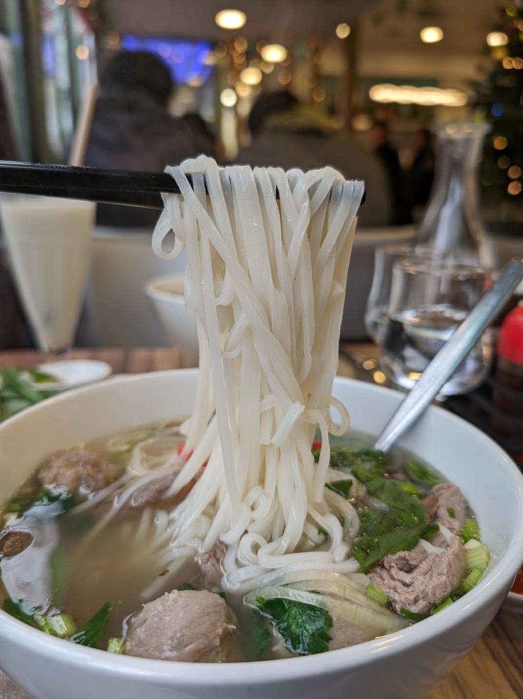 pho bom